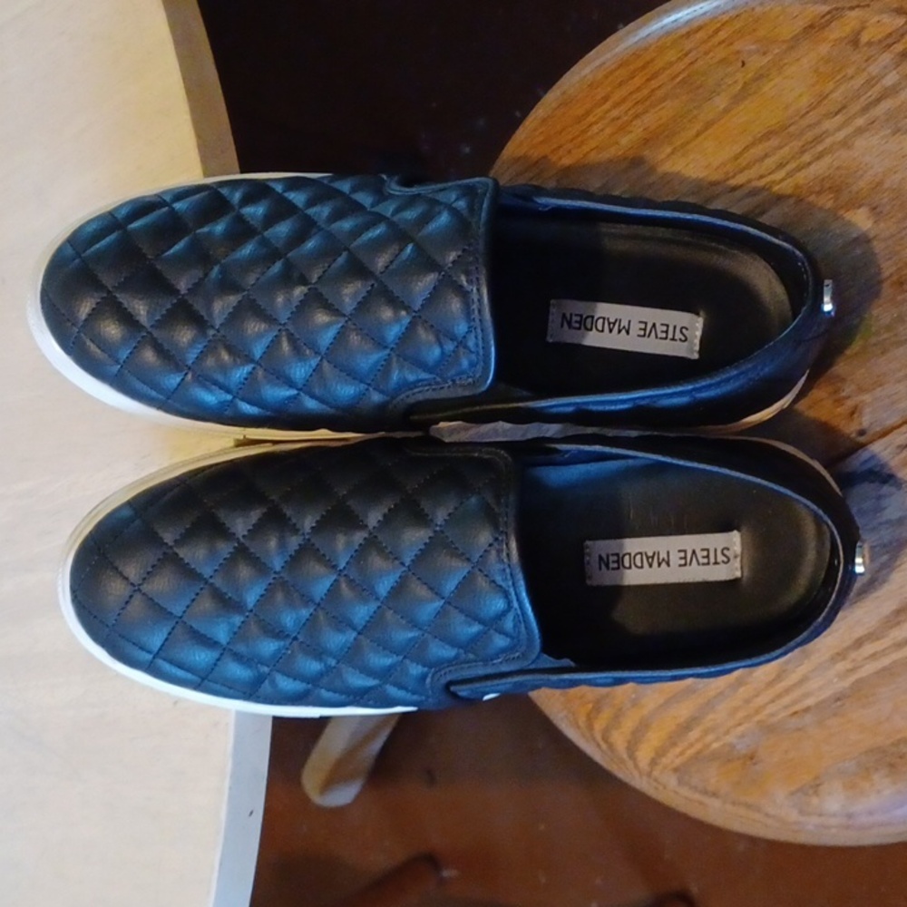 Steve Madden Slip on Ecentrcq Sneakers; Ladie's Sz 10, Men's 8; EUC